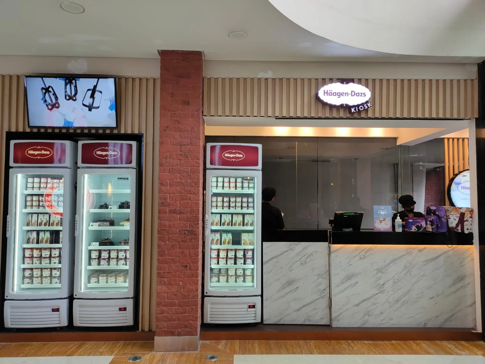 Haagen-Dazs Menten Central